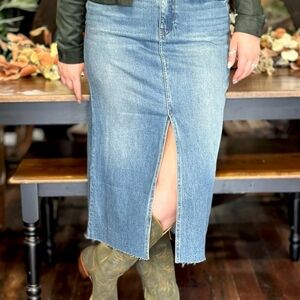 Kut from the Kloth Light Blue Denim Midi Skirt with Front Slit